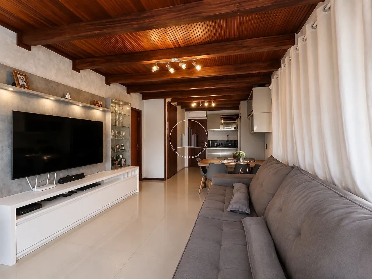 Casa 3 Quartos com 1 Suíte e 160m² - Centro histórico - EST - Foto 3