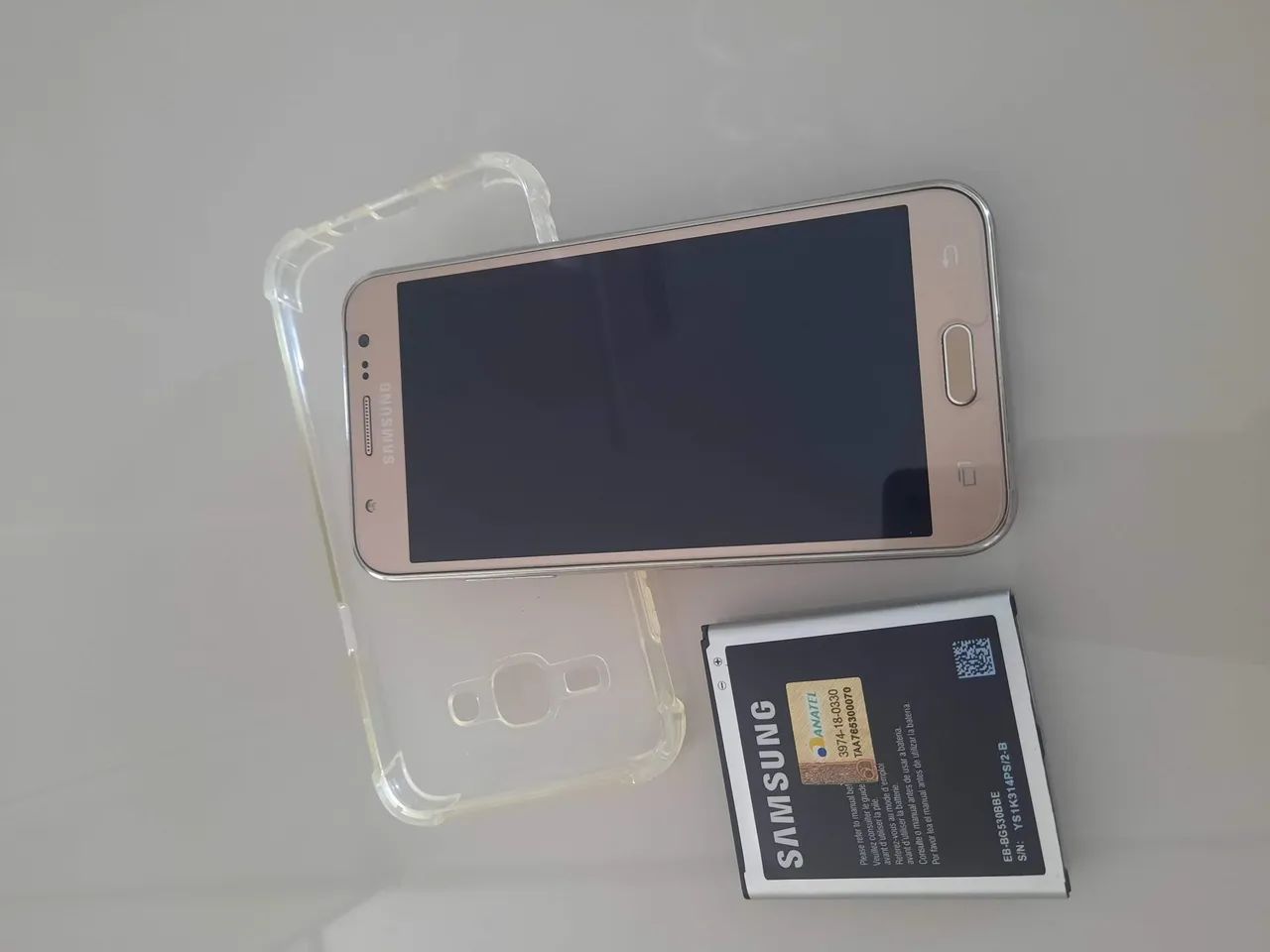 Vendo celular A50, dourado - Foto 2