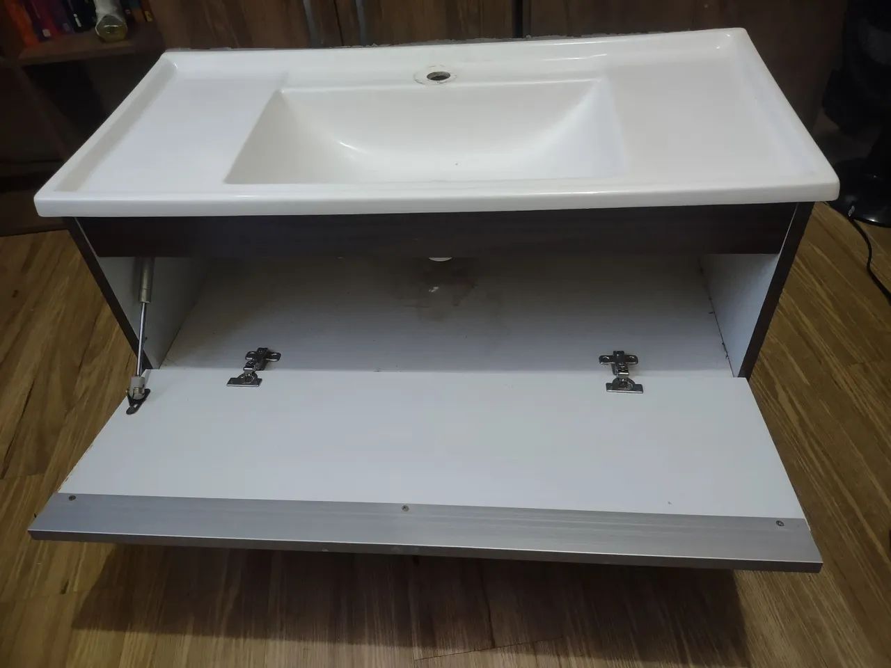 Gabinete com pia mármore sintético  - Foto 4