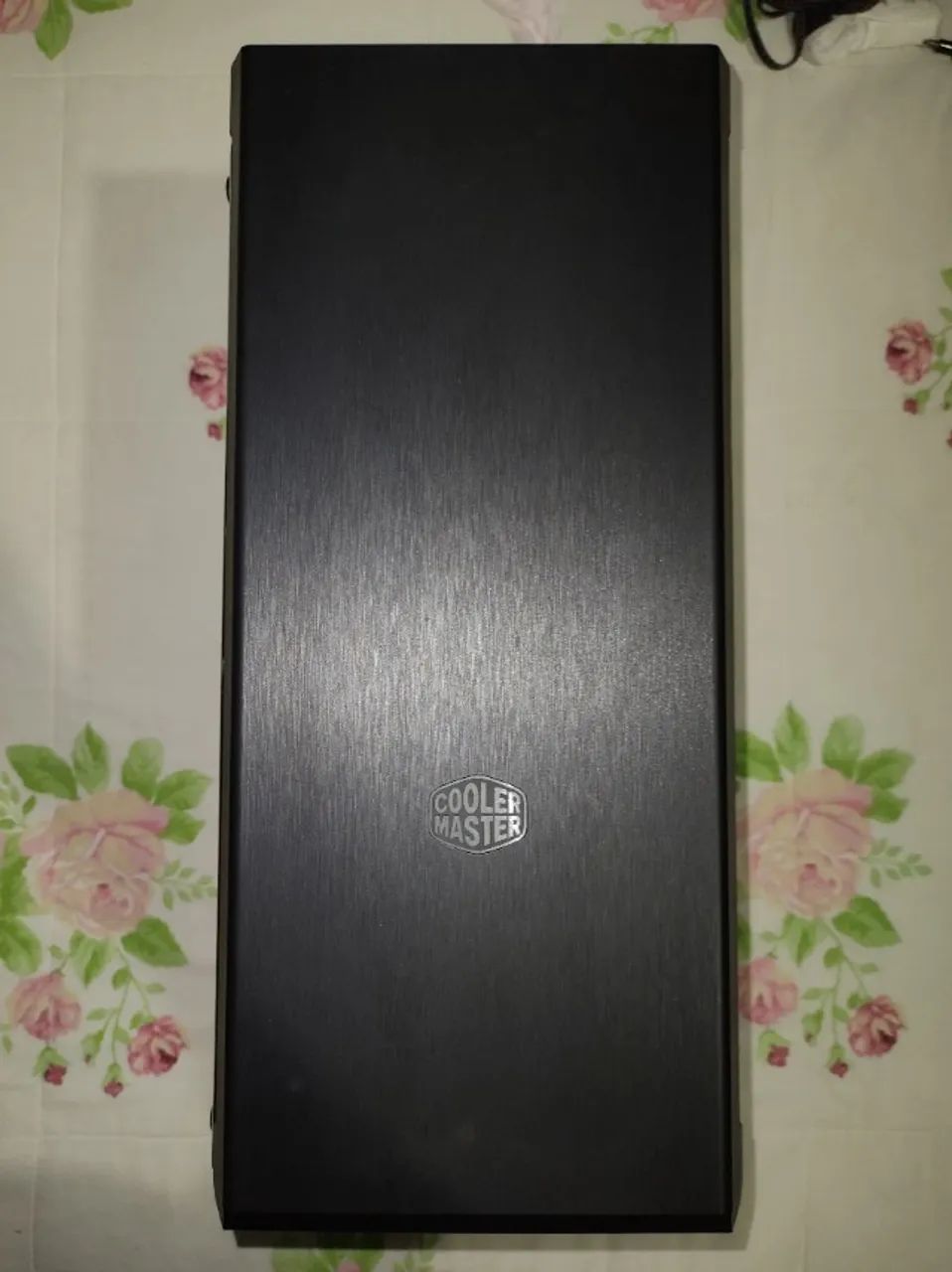 Gabinete Cooler Master - Foto 2