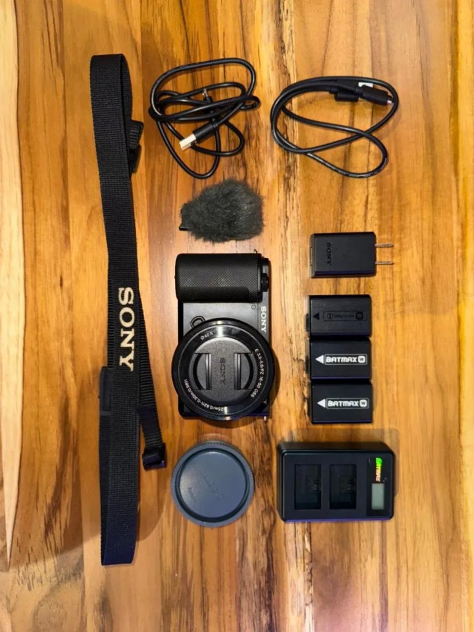 Câmera Sony ZVE-10 - Foto 4