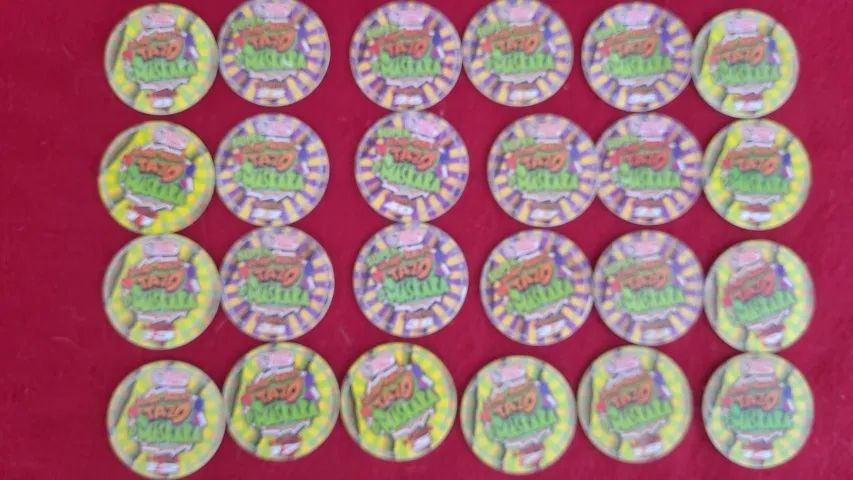 Lote com 24 tazos O Máskara da Elma Chips - Foto 4
