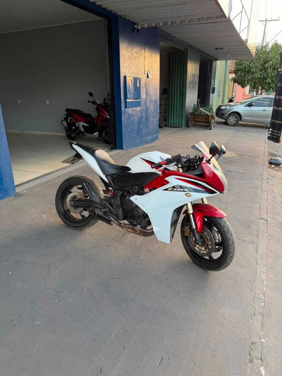 CBR 600F - Foto 3