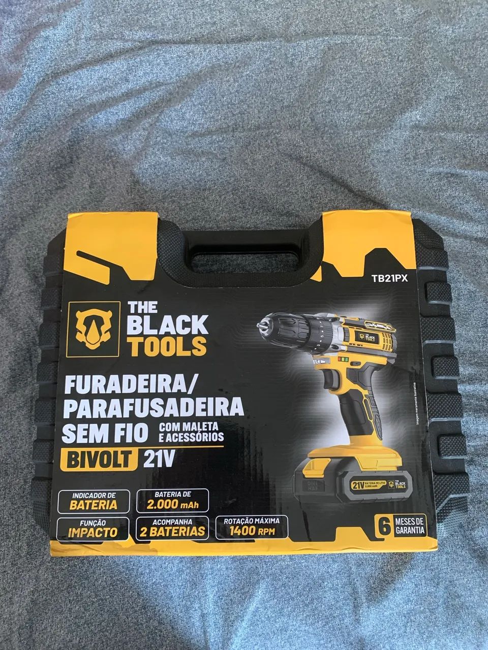 PARAFUSADEIRA E FURADEIRA (NOVA)