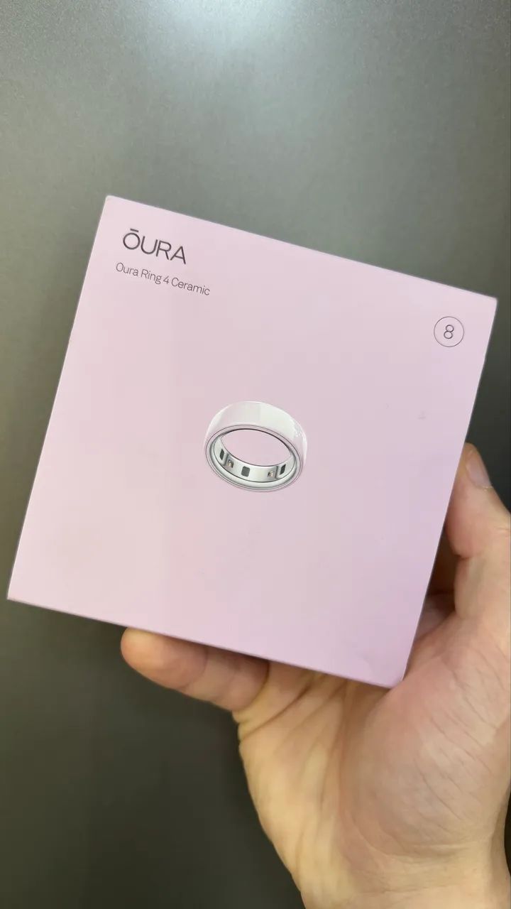 Oura Ring 4 - Ceramic (num. 8) NOVO