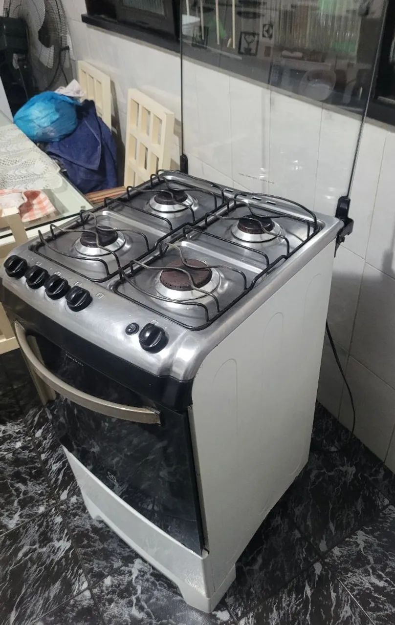 Fogão eletrolux 4 bocas  - Foto 5