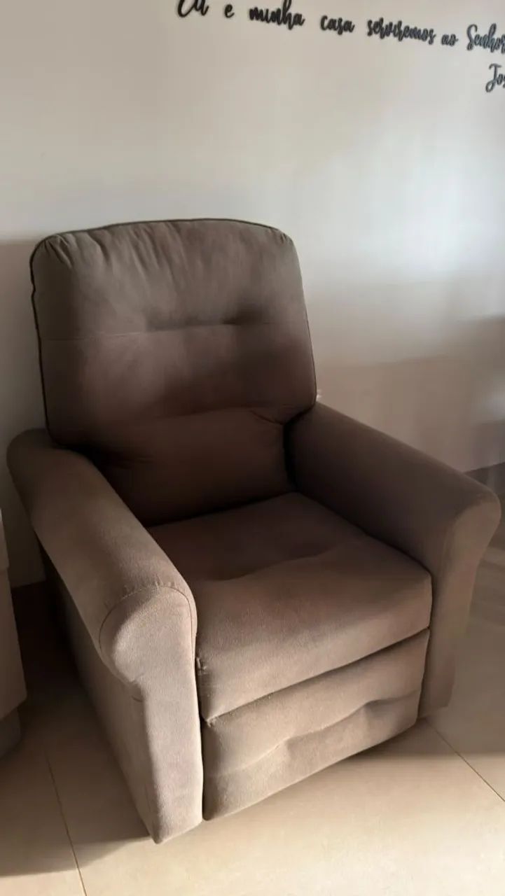 Poltrona reclinável (poltrona papai)