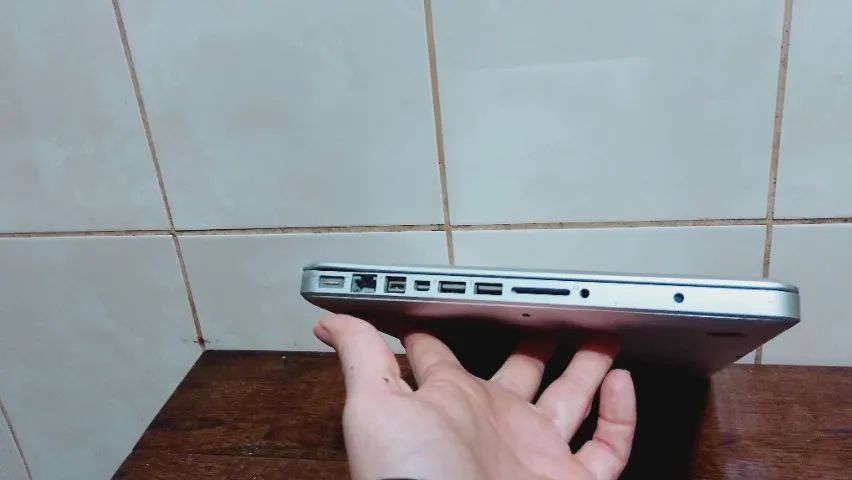Macbook pro 1278 Retirada de peças  - Foto 3