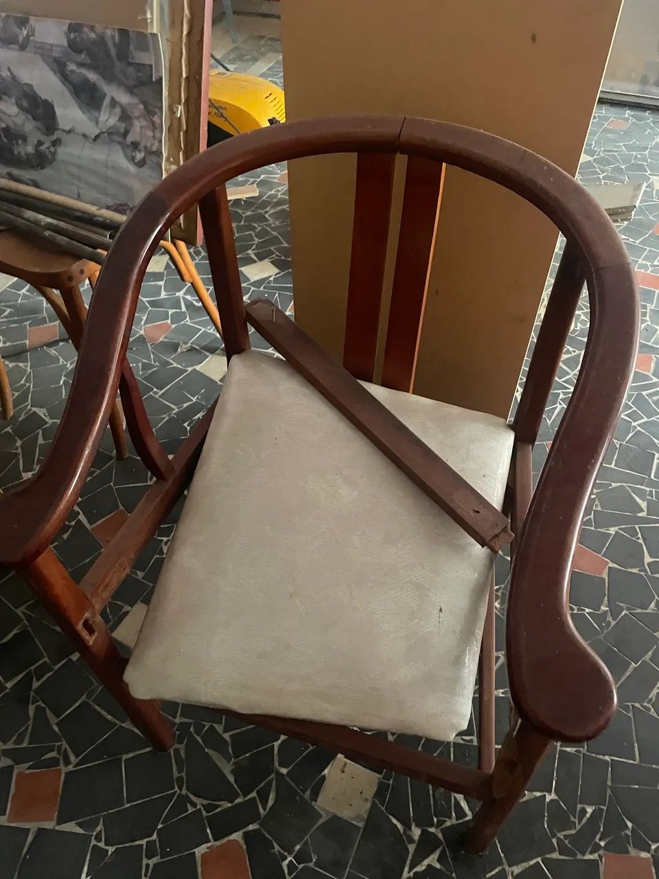 Cadeira Antiga 