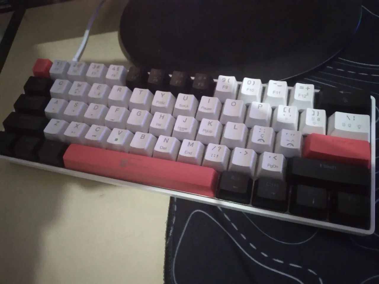 Teclado 60%  mecânico switch azul 