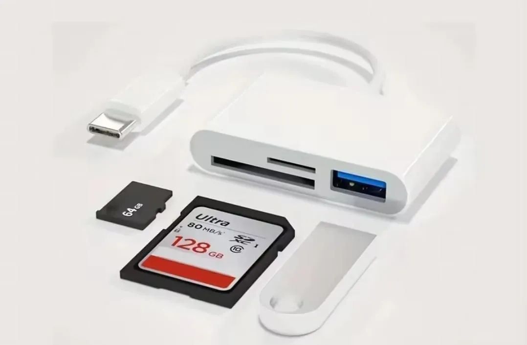 3-in-1 Card and USB Flash Drive Reader451967432420249600