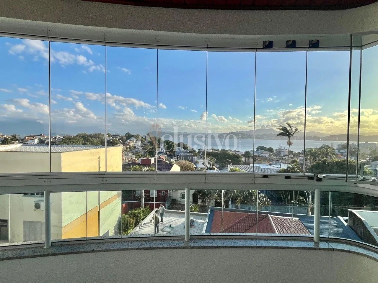 Apartamento 2 dormitórios e vista mar no Bom Abrigo - Foto 3
