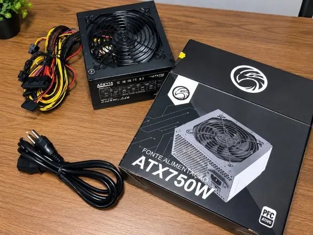 Fonte 750w Nova' Aceito Trocas 