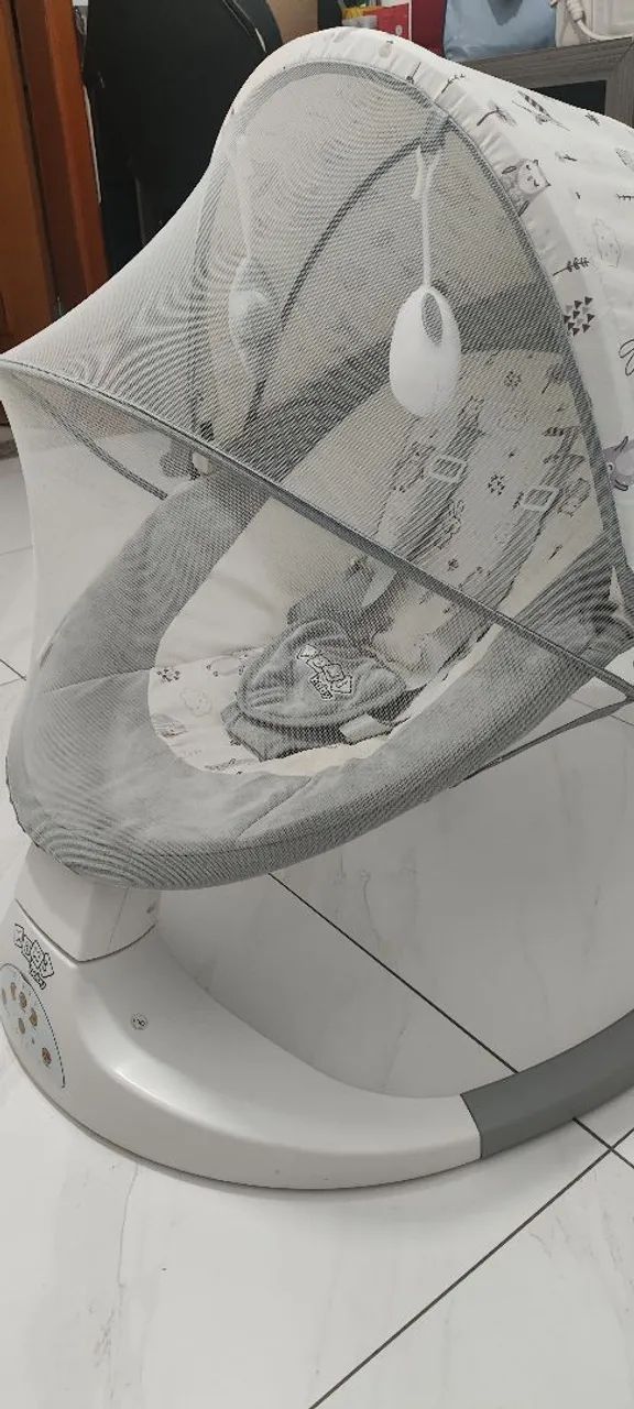 Cadeira de balanço para bebê.