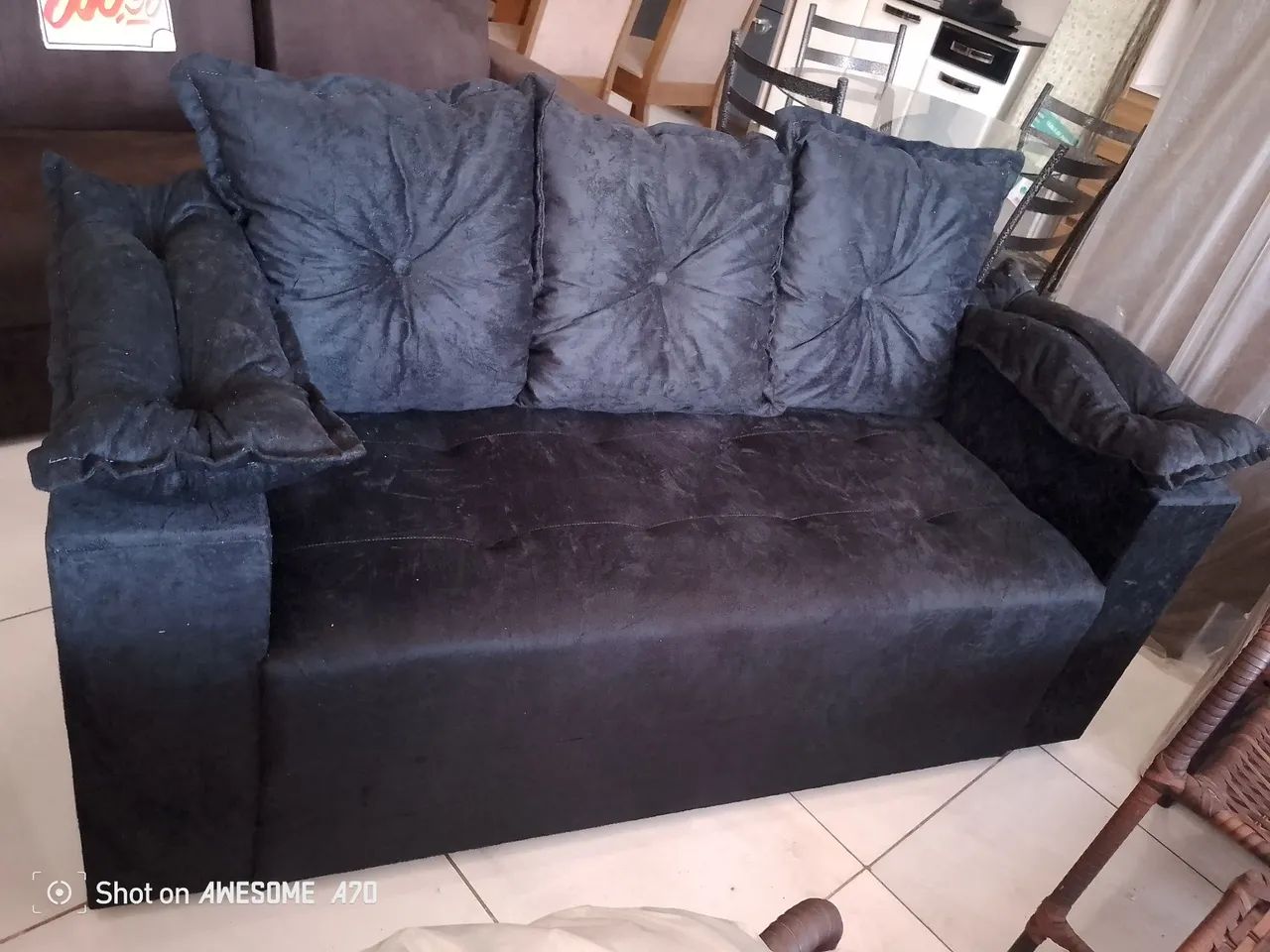 Sofá preto 3 lugares entrega grátis  - Foto 2