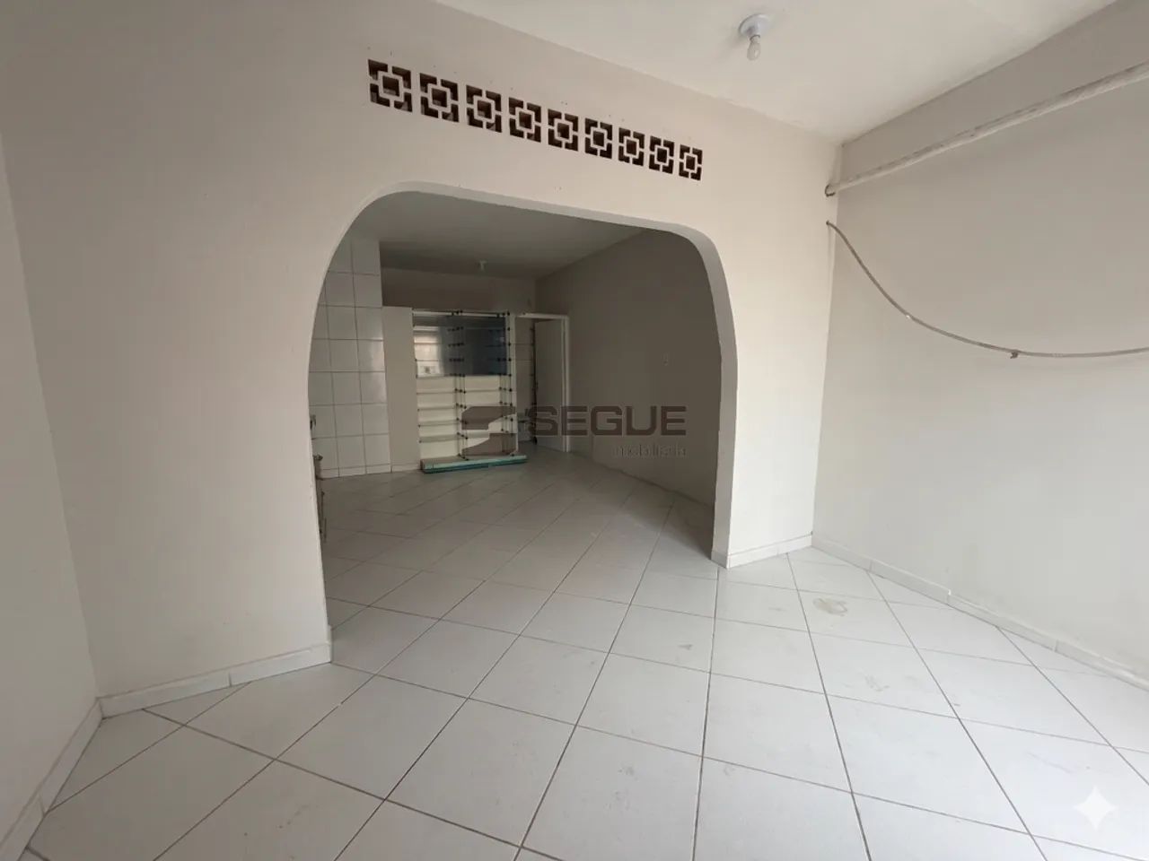 Loja para alugar em Vila Velha, Ponta da Fruta, com 33 m² - Foto 2