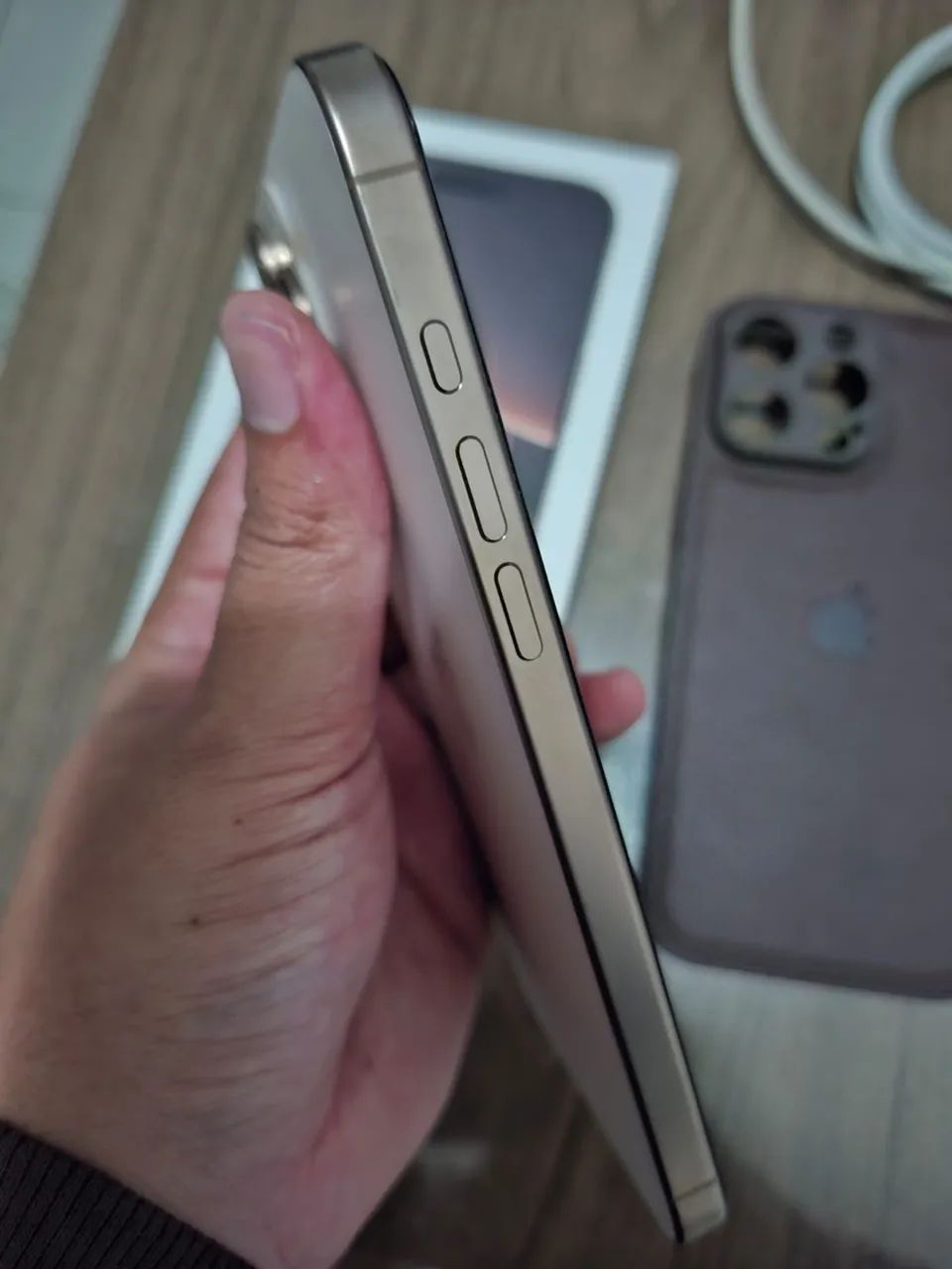 iPhone 16 pro max 256 - Foto 4