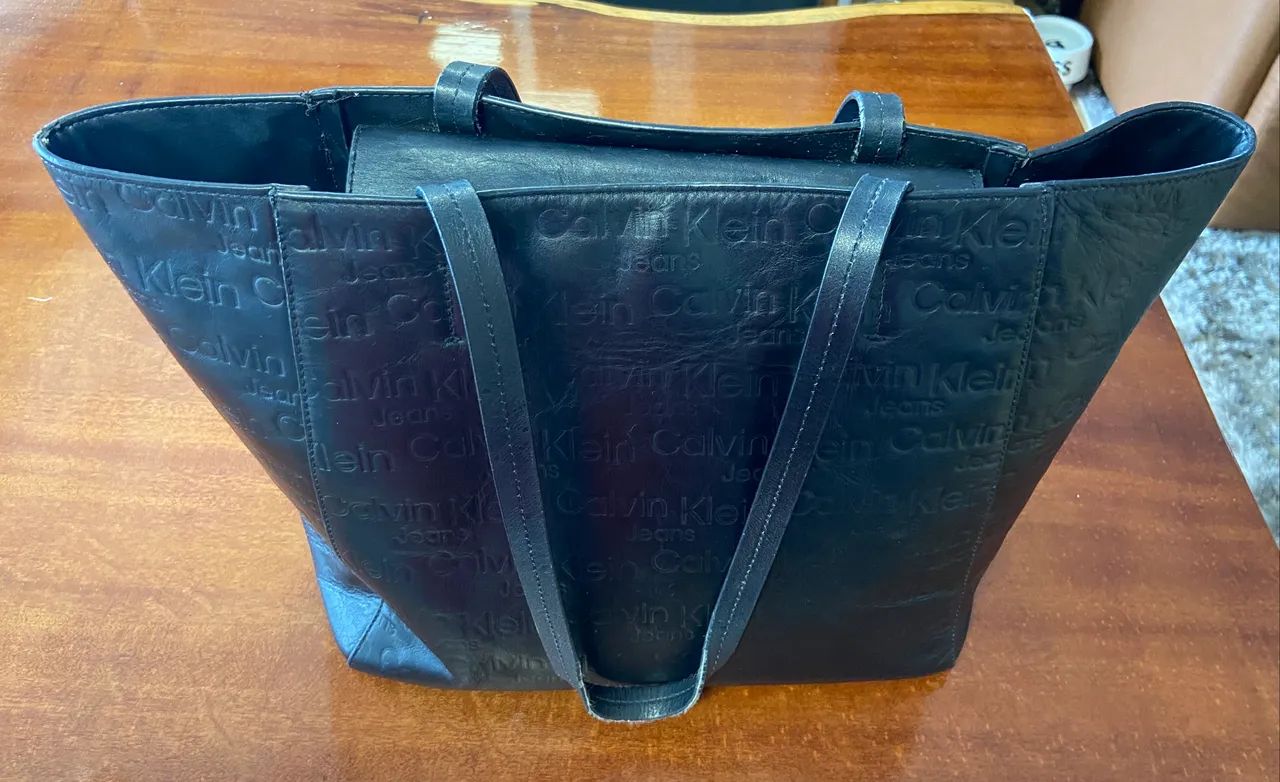 Bolsa tote Calvin Klein couro preta - Foto 5