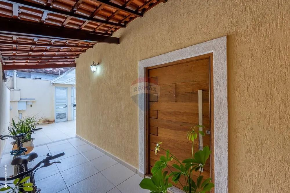 Casa terrea 379m2 com 3 dorm, 1 suite, churrasqueira e piscina em Interlagos - Foto 2