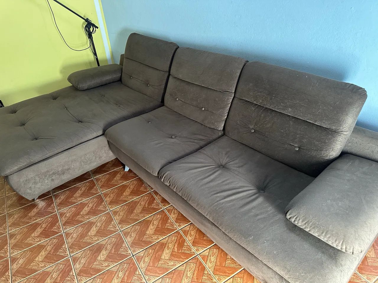 Sofá com chaise  - Foto 5