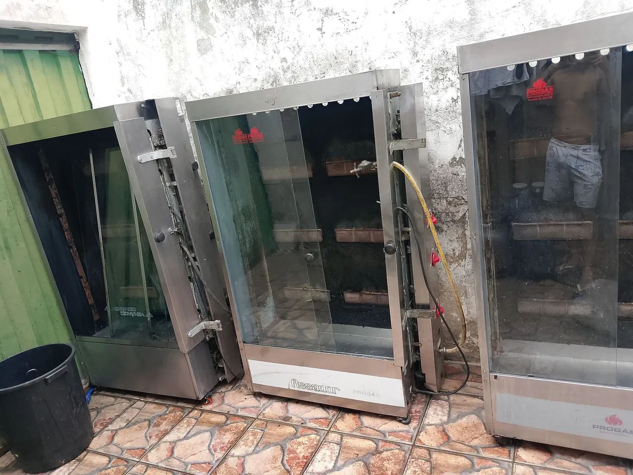 máquina de frango assado 