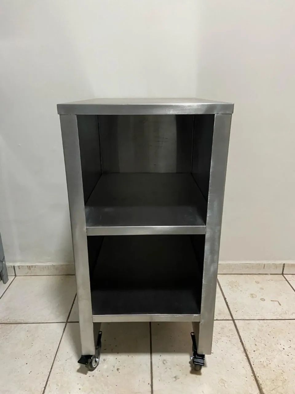 Carrinho de Inox 70x50x90  - Foto 2