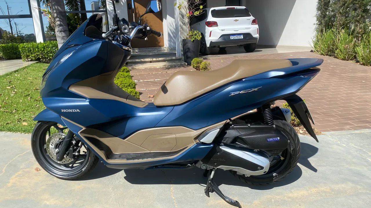 PCX 2023 DLX - Foto 5