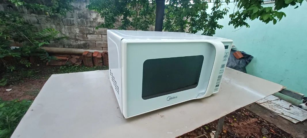 Microondas Midea 22L Funcionando perfeito - Foto 3