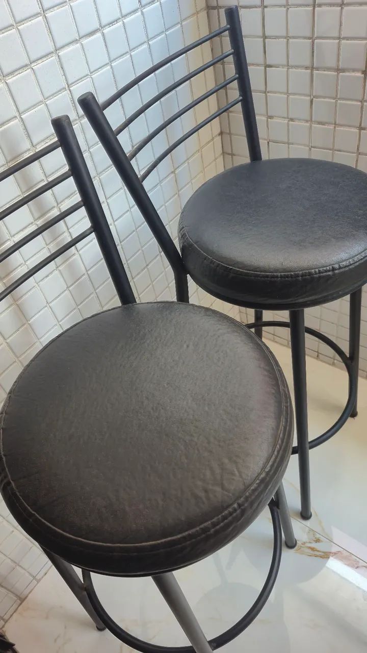 2 Bancos/ banquetas pretas - Foto 2