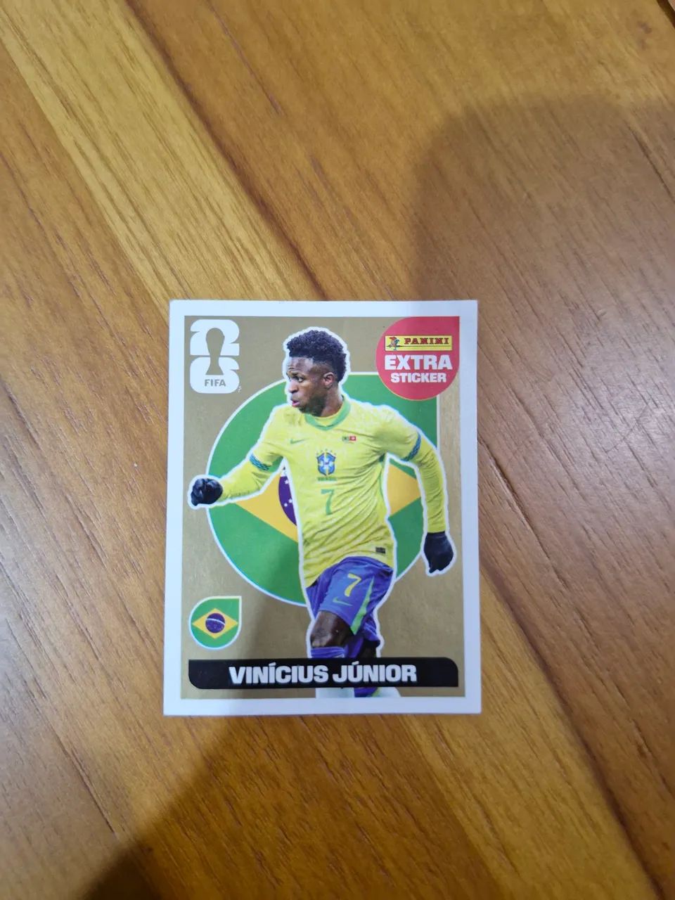 FIGURINHA LEGEND DOURADA VINICIUS JUNIOR 
