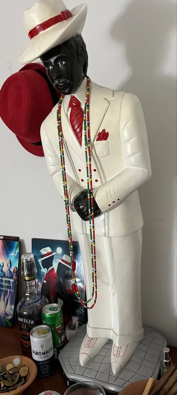 Estátua Seu Zé