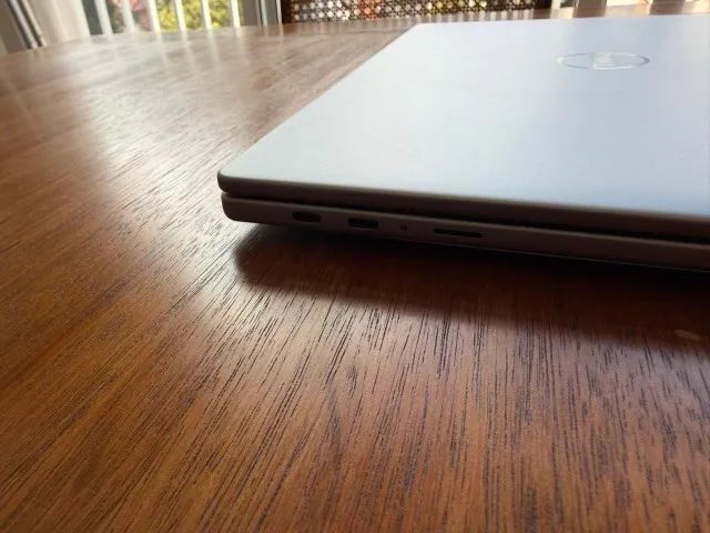 Dell Inspiron 14 Plus (7441) - Foto 3