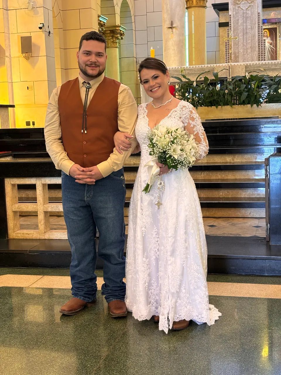 Vestido de Noiva Rendado - Foto 2
