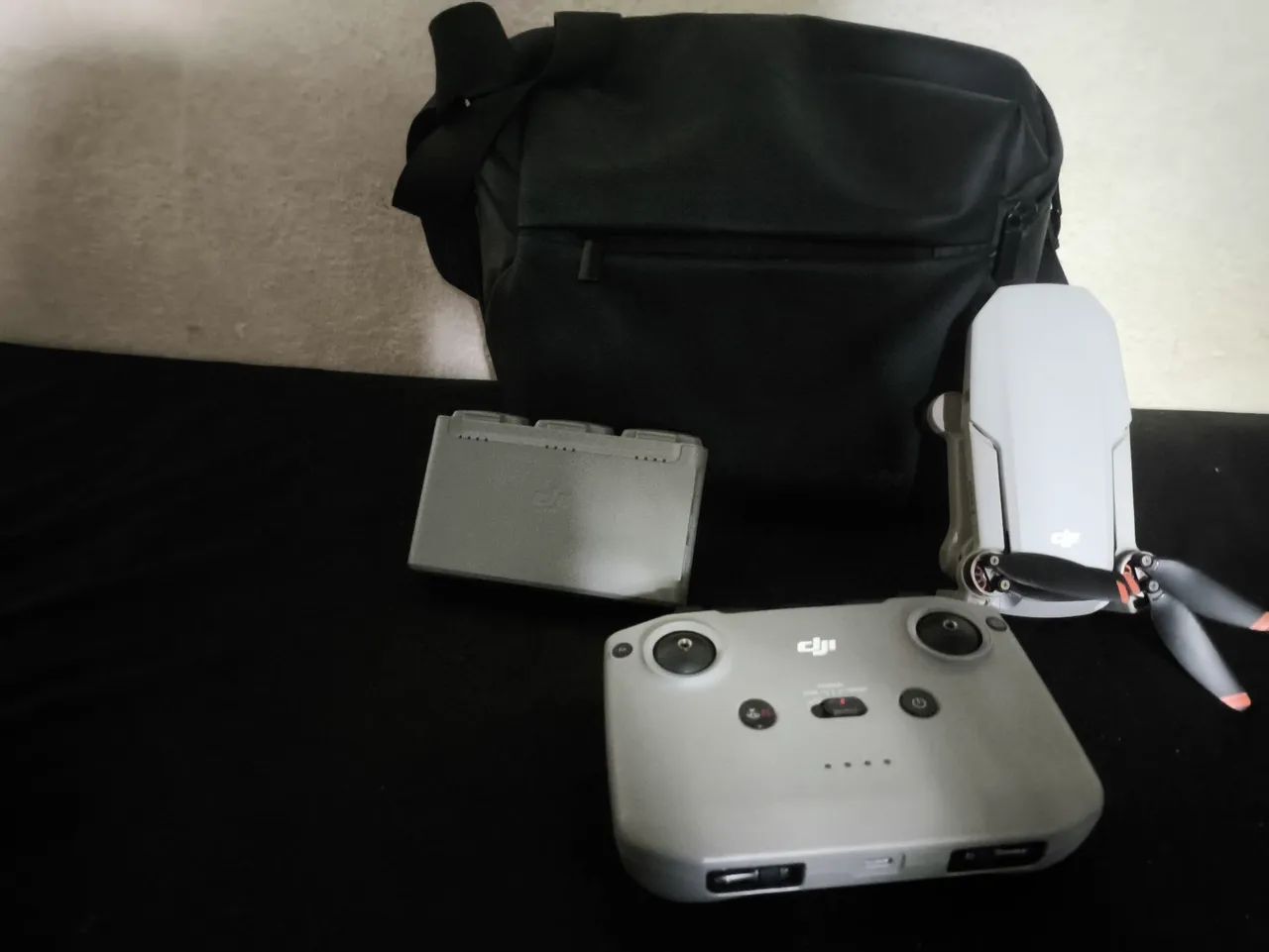 VENDO DJI MINI 2
