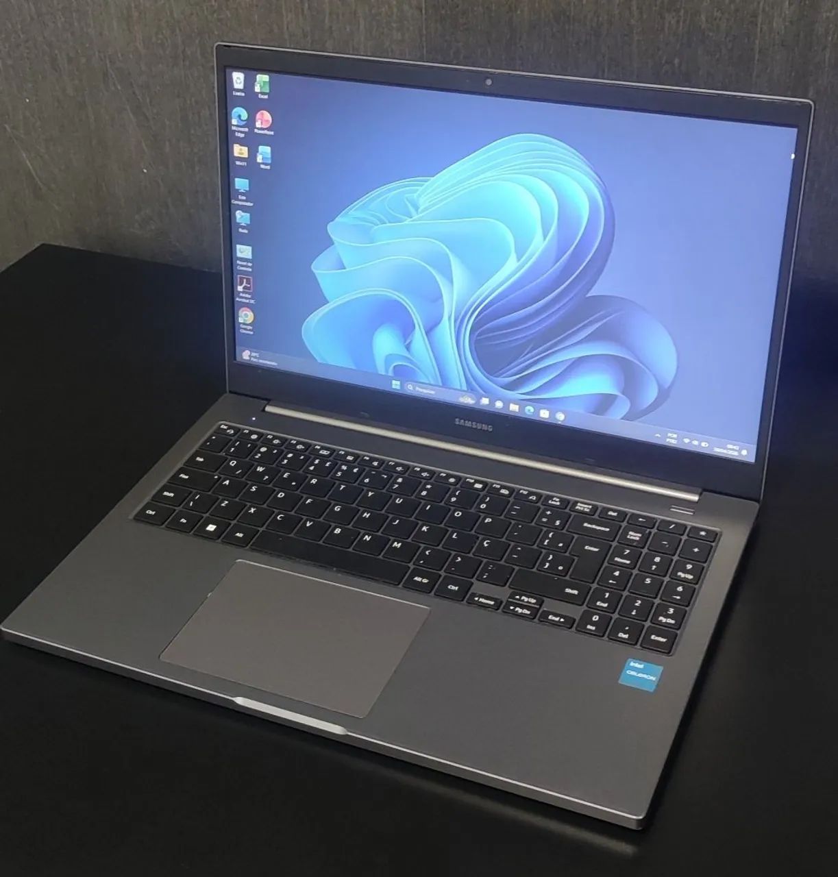 Notebook Samsung 8 ram dual Core décima primeira geração SSD 128gb