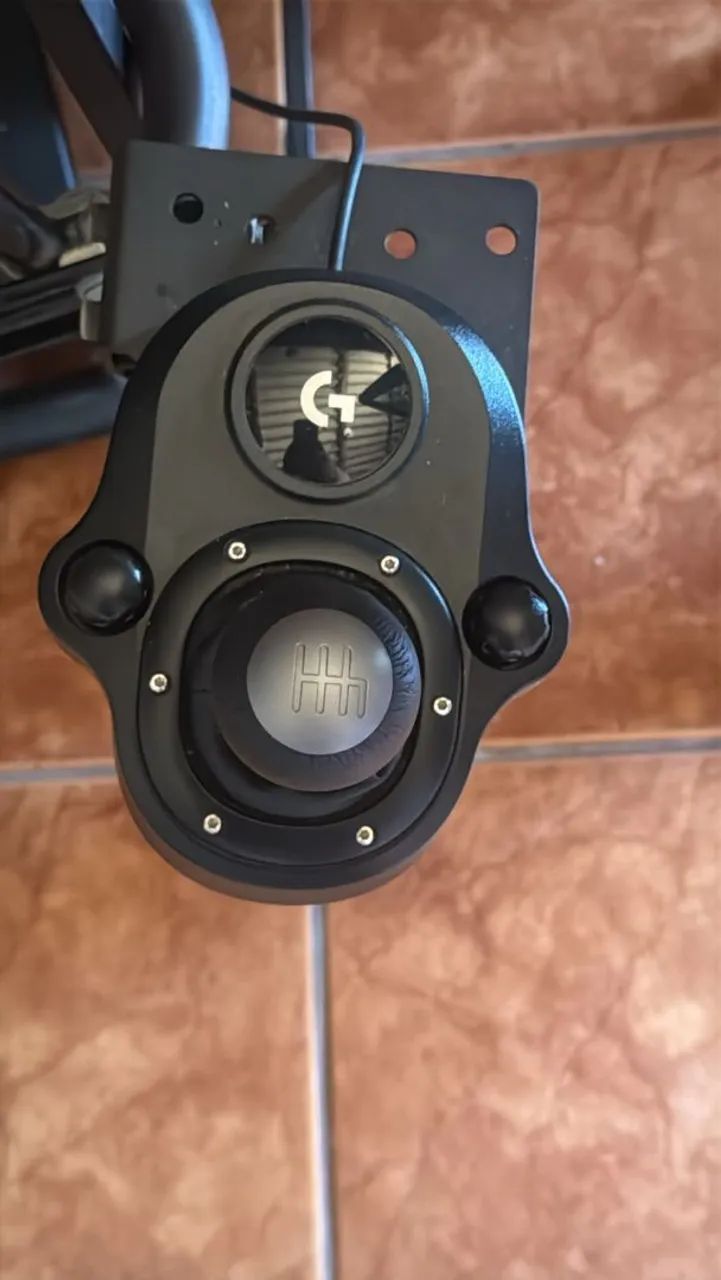 G29 com suporte e acessórios - Foto 3