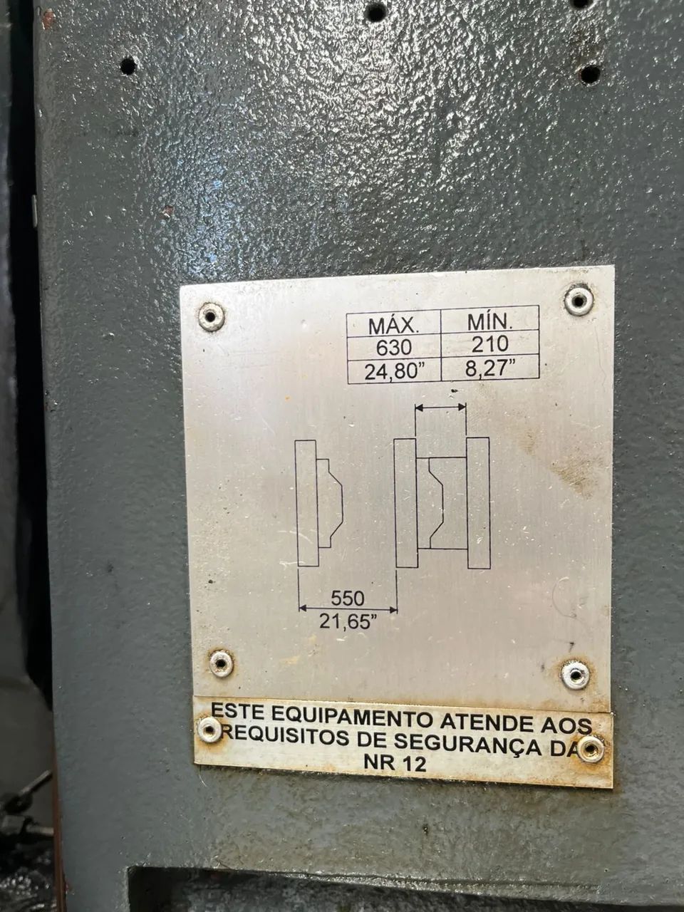 Injetora para plástico Sandretto série SB UNO 220ton - Foto 4