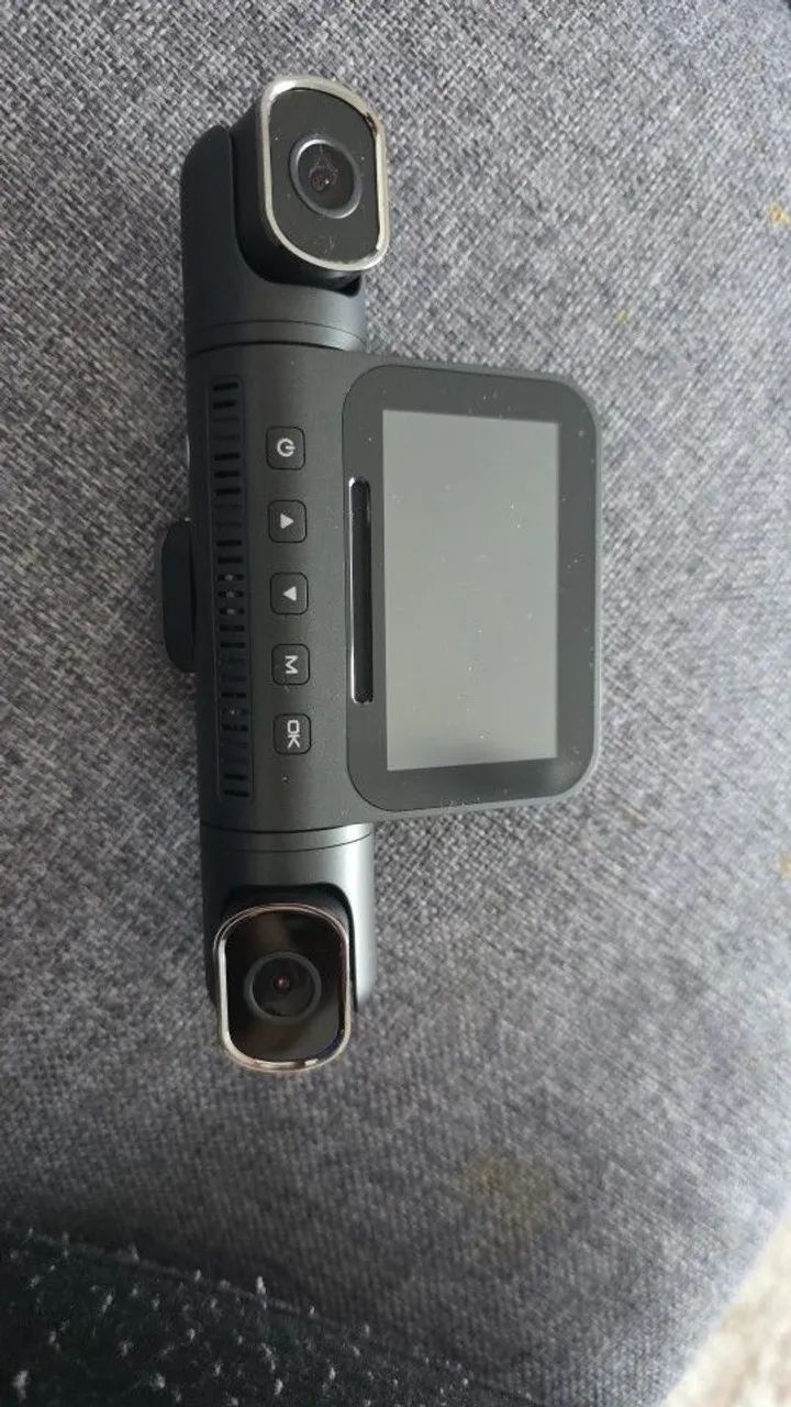Câmera veicular Azdome m660 pro