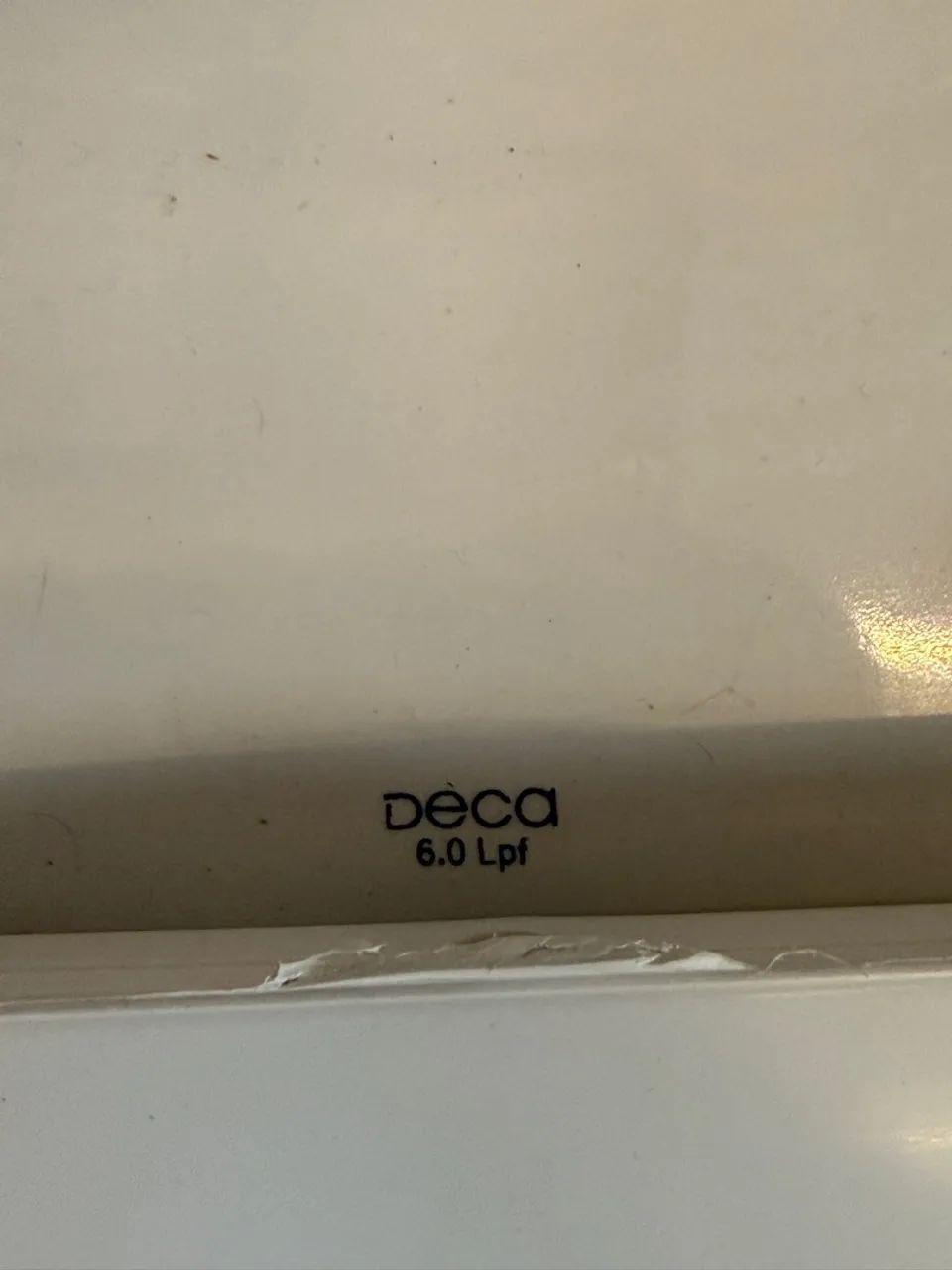 Vaso sanitário com caixa acoplada Deca  - Foto 5