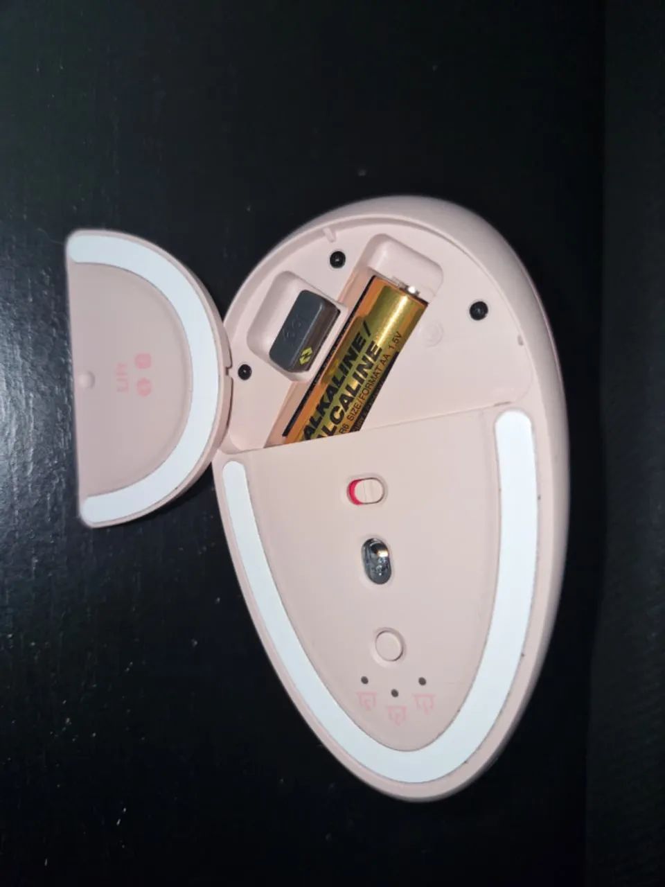 Mouse Sem Fio Logitech Lift Vertical - Rosa - Foto 4