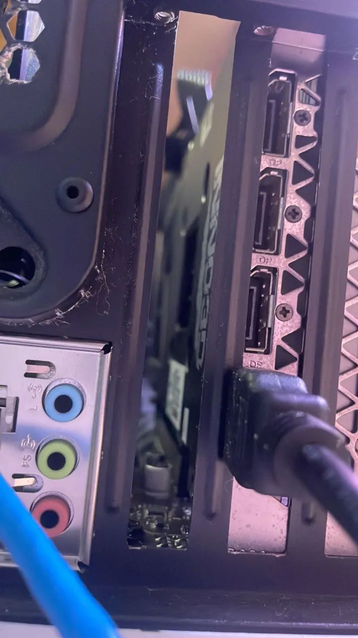 RTX 5050 INNO3D  - Foto 2