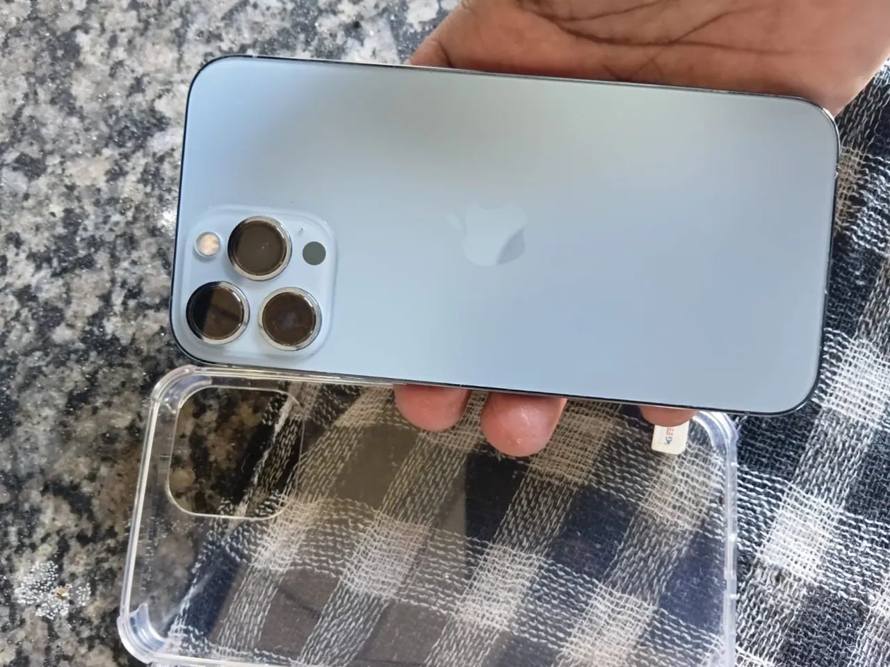 iPhone 13 Pro Max novo 