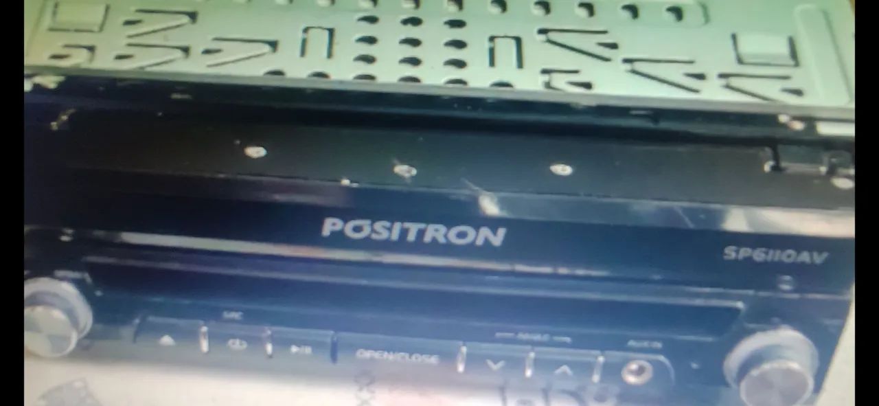 Rádio pósitron, lê anúncio  - Foto 3