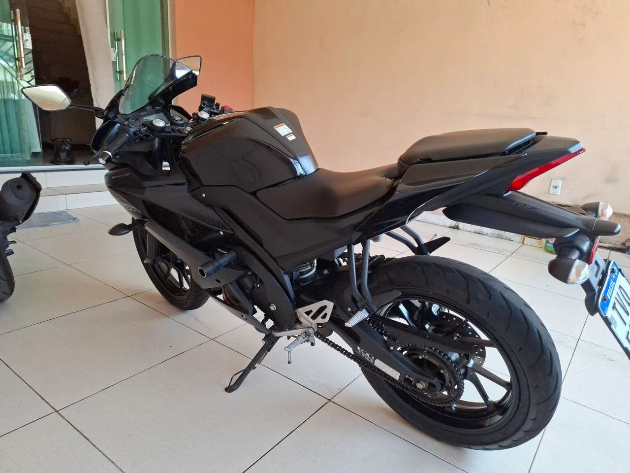 R15 Semi Nova - Foto 3