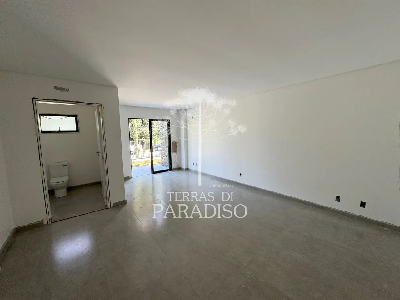 Sala comercial NOVA, com 40 m² e 01 banheiro no Centro de Campo Alegre - SC - Foto 4