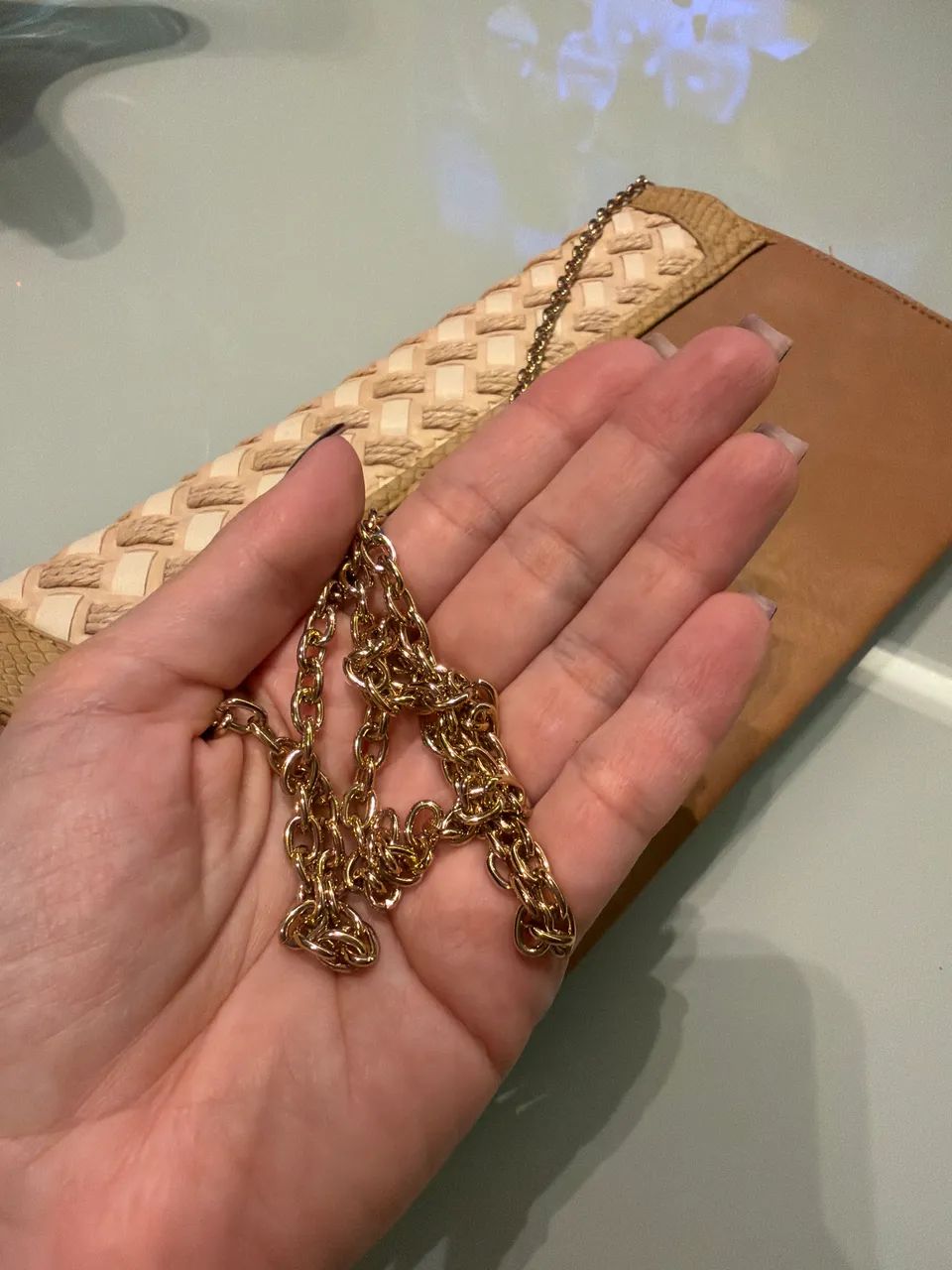     Bolsa Feminina Bege com Corrente - Foto 5