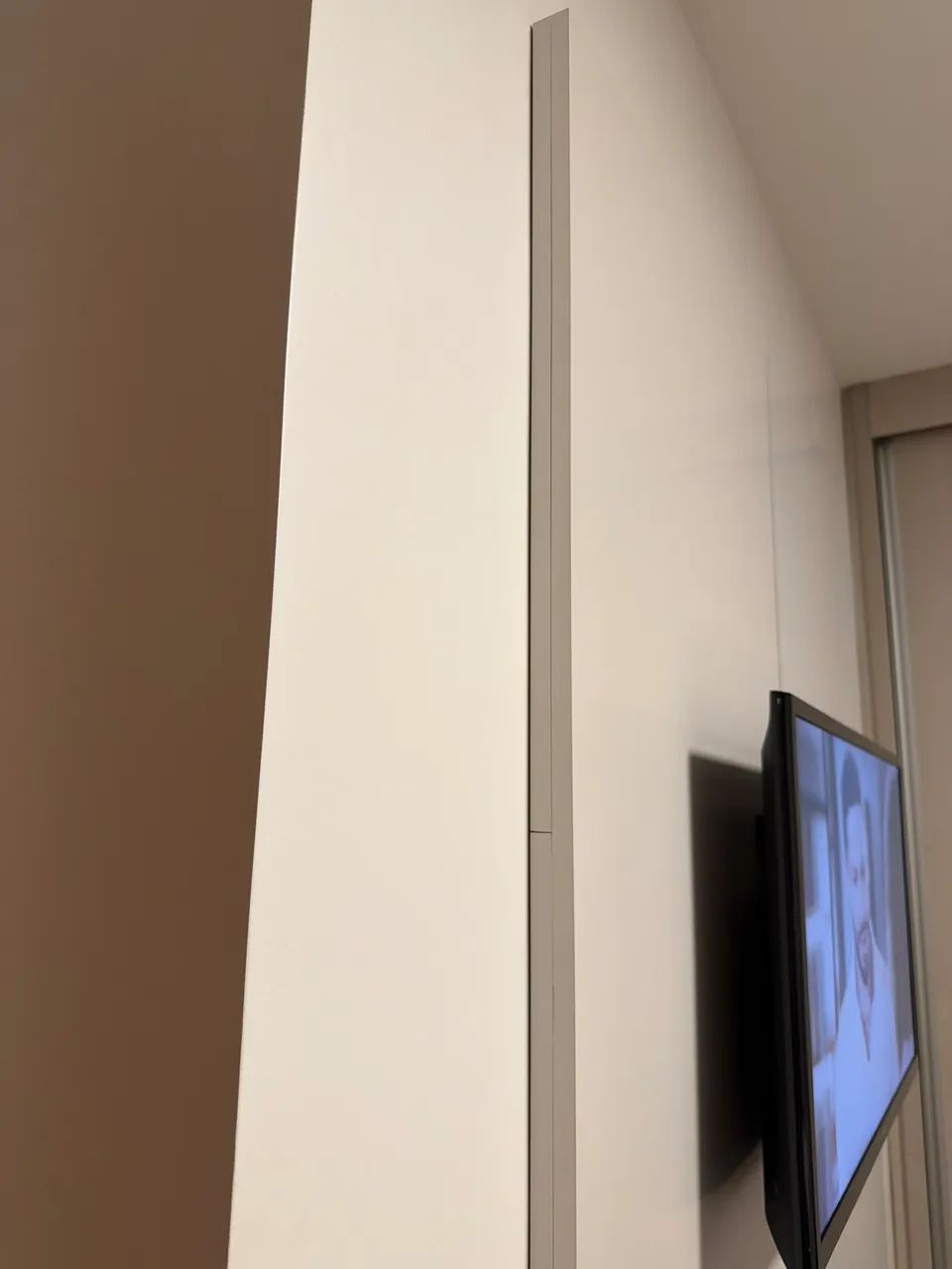 Painel de televisão branco  - Foto 2