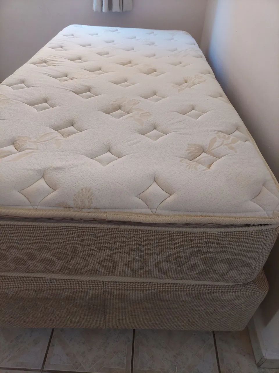 Cama box solteiro 