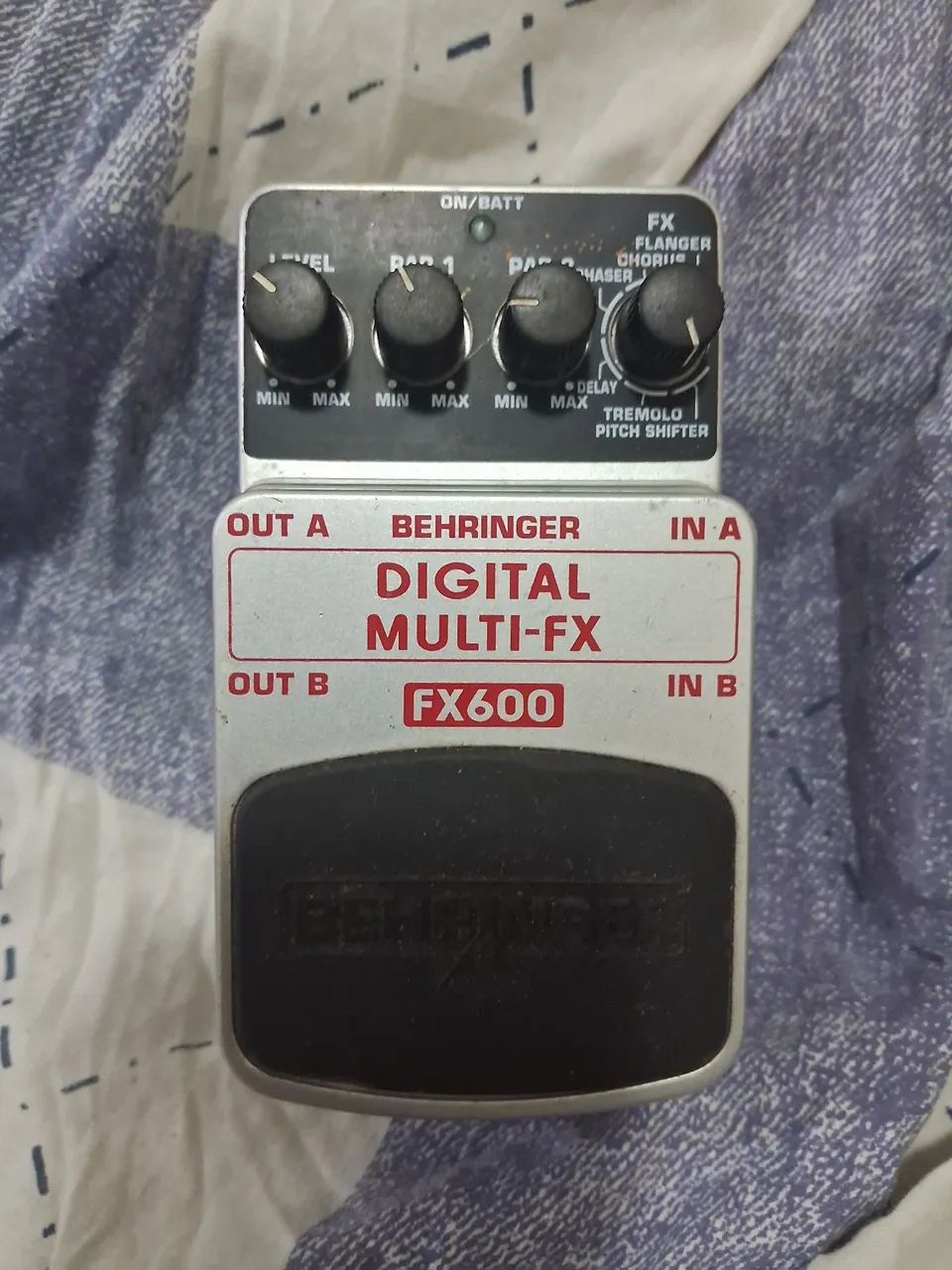 Digital Multi-FX FX300 Behringer418477641522882560