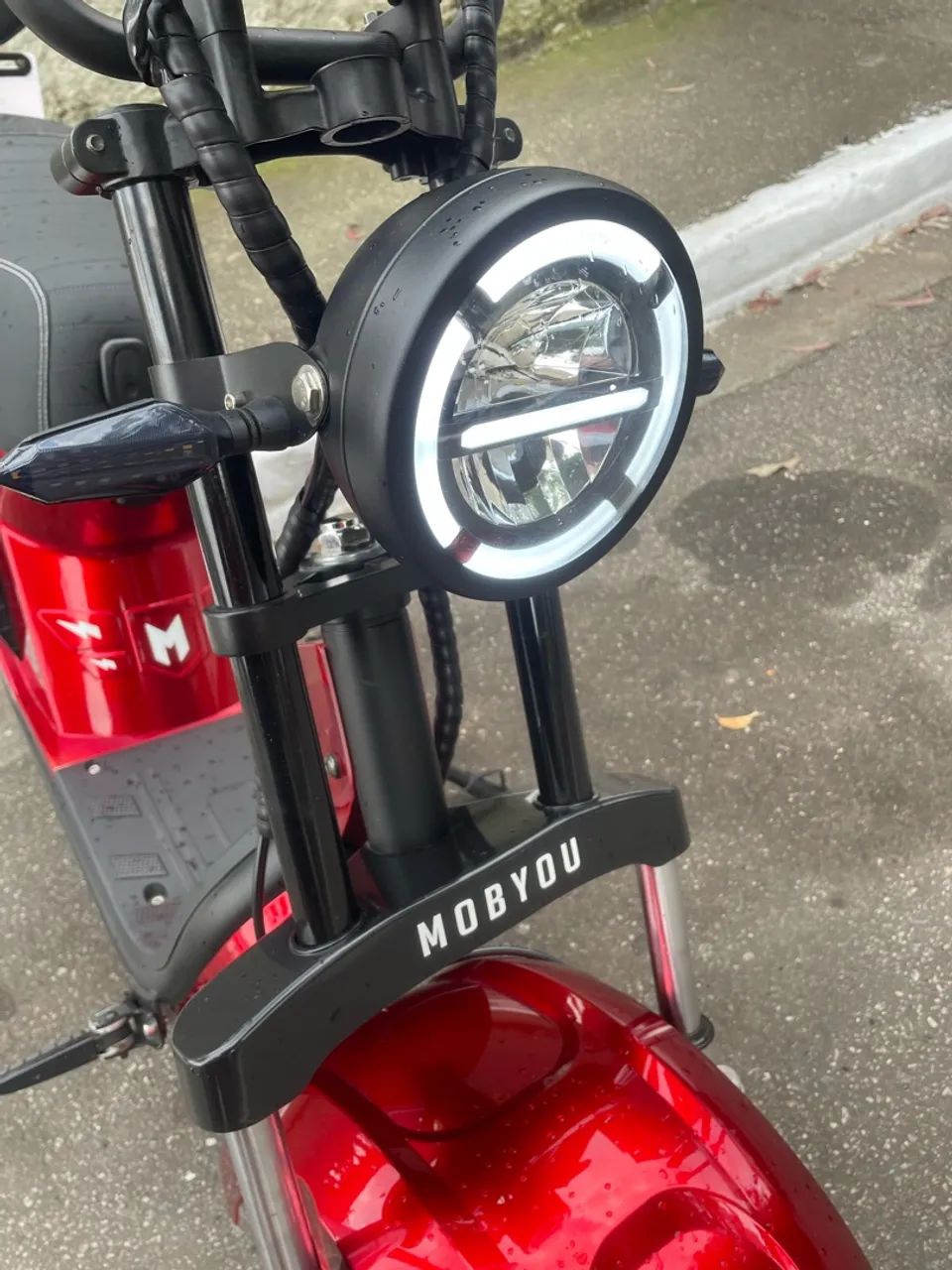 Scooter elétrica 